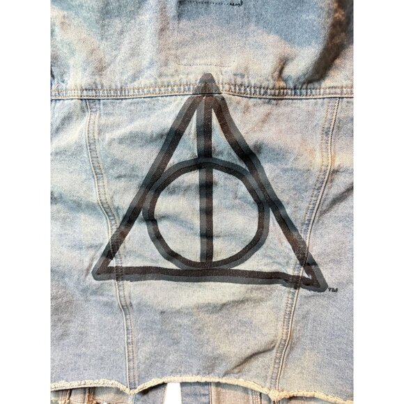 Harry Potter Master Of Death Denim Jacket Cropped Womens M Deathly Hallows Light - Picture 8 of 9